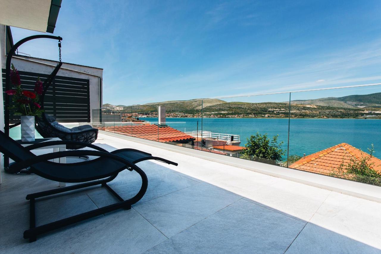 Villa Magna - Seaside Villa With Pool And Sauna Trogir Exterior photo